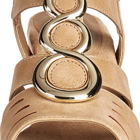 Easy Street Casual Casey Comfort Block Heel Sandals in Taupe Sz 9.5 - Picture 3 of 9